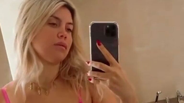 Wanda Nara mostró su cuerpo sin filtros en ropa interior y reflexionó