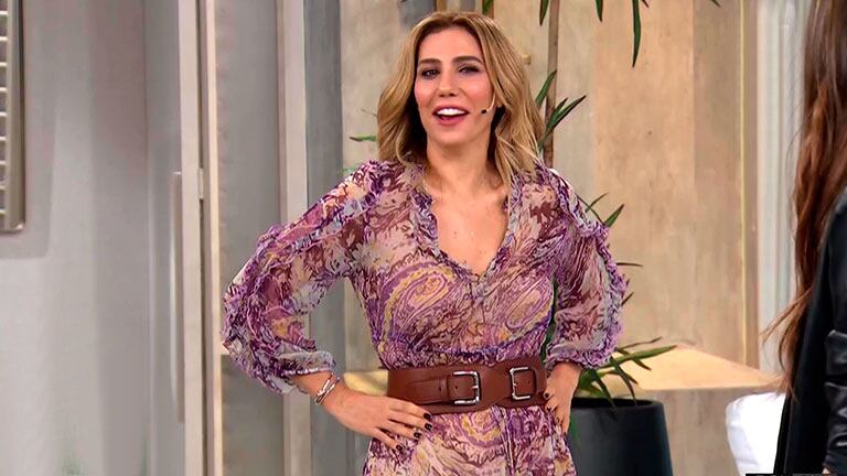 Una panelista de Pampita Online se mostró incómoda con su vestuario