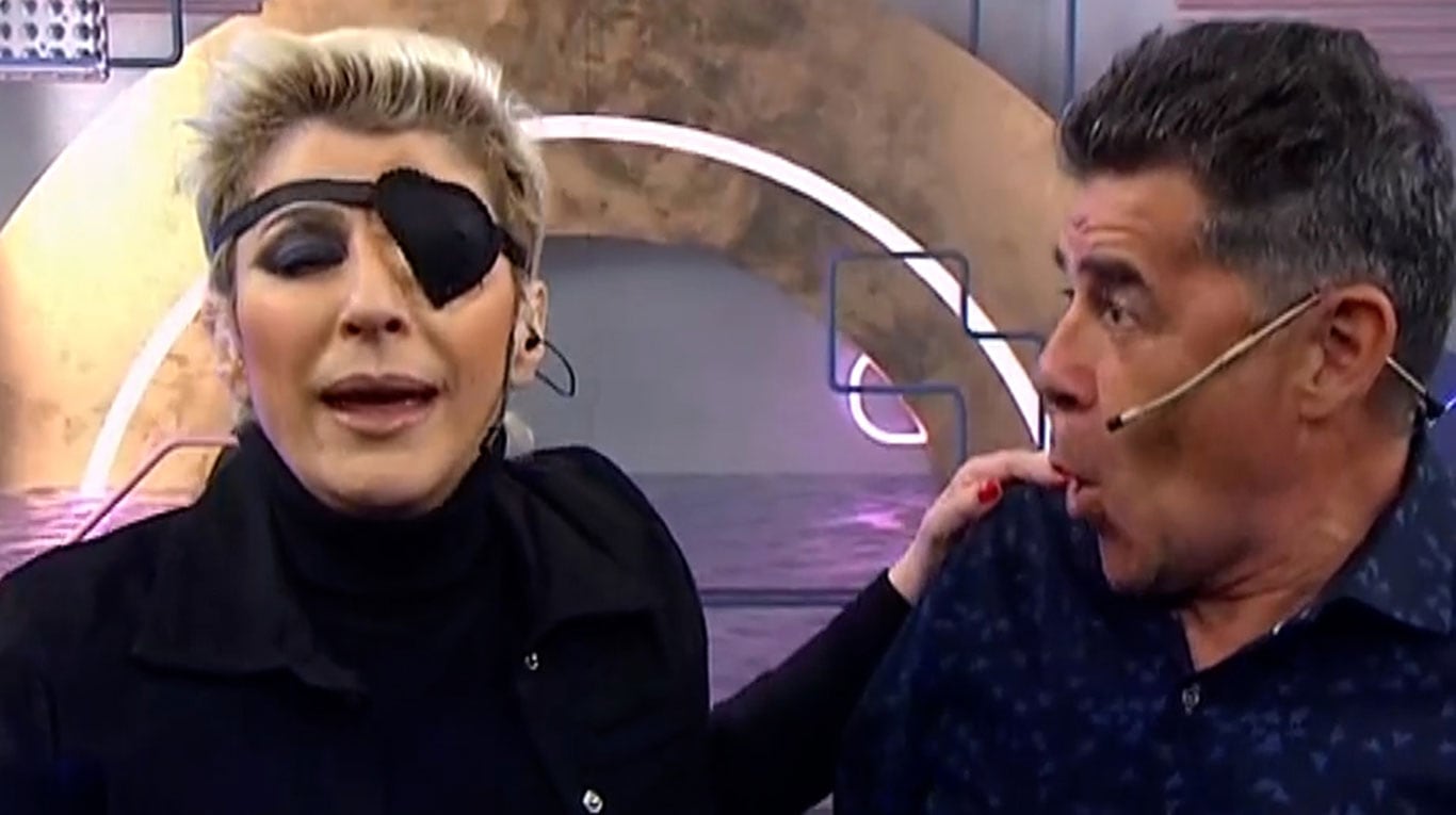 Carolina Papaleo apareció en su programa con un parche en el ojo y generó preocupación: “Tuve una úlcera”