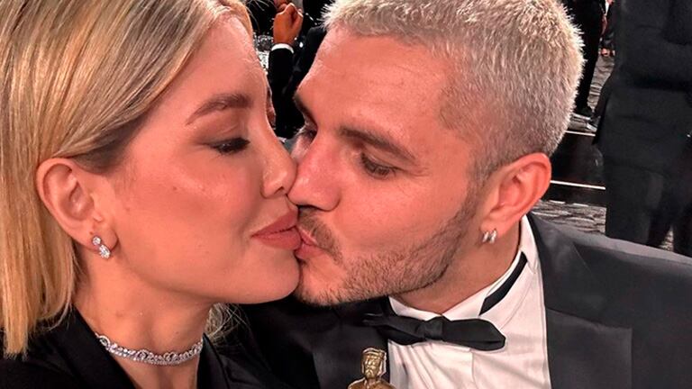 Wanda Nara se mostró enamoradísima de Mauro Icardi en los Martín Fierro 2023