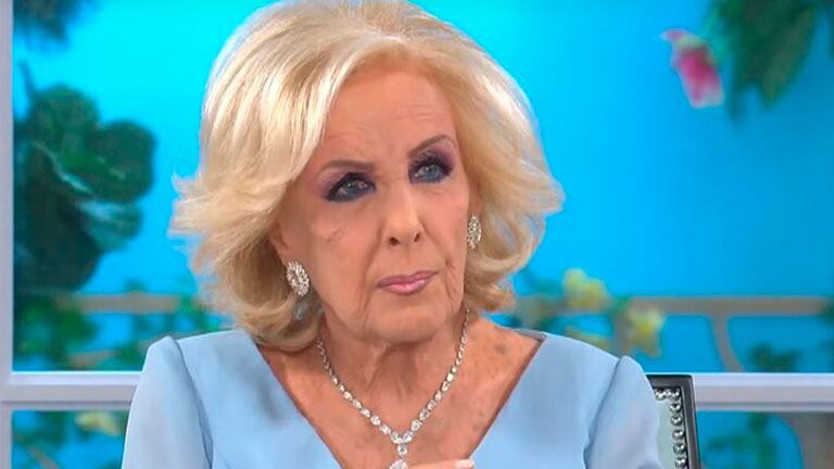 Mirtha Legrand se mostró molesta por no tener todavía un turno de vacunación