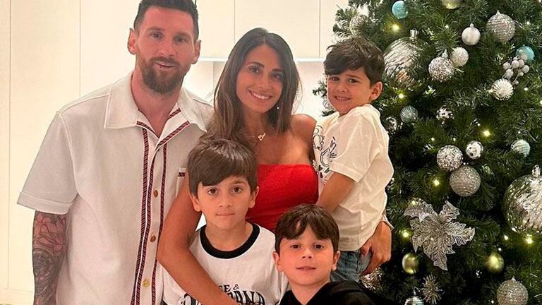 ¡Crack enamorado! Lionel Messi publicó un video de Antonela Roccuzzo bailando en la víspera de la Navidad