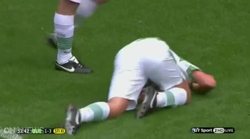 Louis Tomlinson de One Direction vomitó en un partido de fútbol