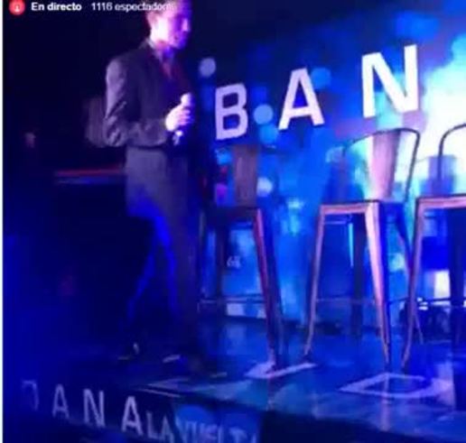 El show de Bandana para anunciar su regreso