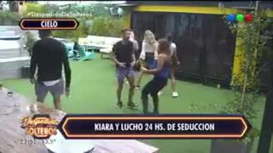 Lucho, muy cerca de Kiara en Despedida de solteros