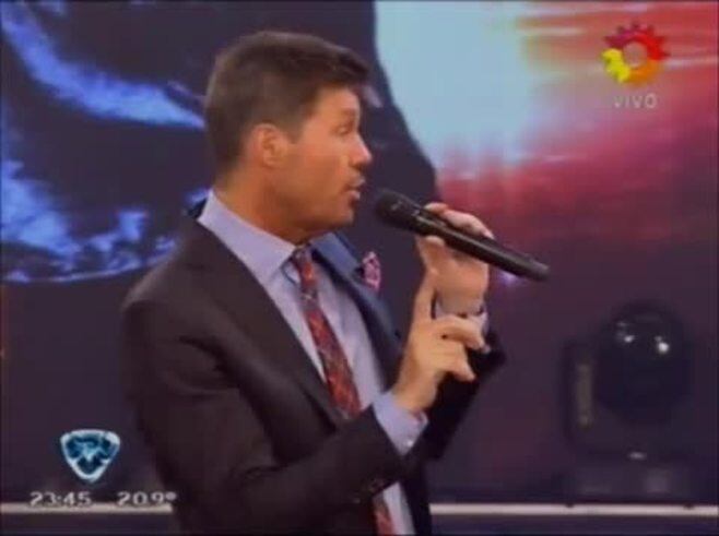 El divertido reto de Tinelli a Juanita por la polémica bebida que tomaba en ShowMatch