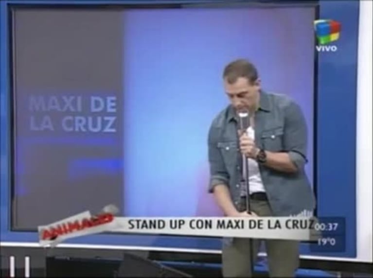 El desopilante stand up “tecnofóbico” de Maxi de la Cruz en Animales Sueltos