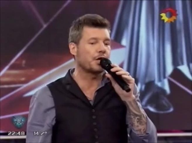 Freddy Villareal se puso en la piel de Santo Biasatti en ShowMatch