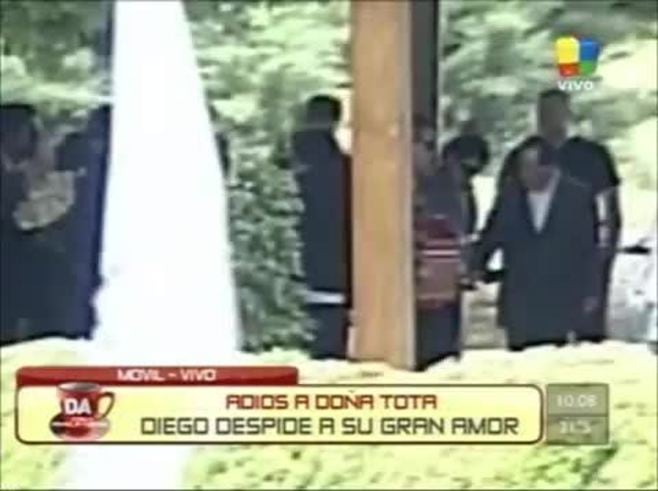 El último adiós a Doña Tota