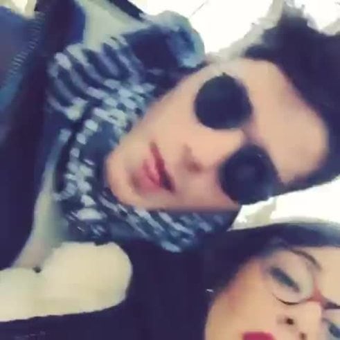 Martina Stoessel y su hermano en Italia