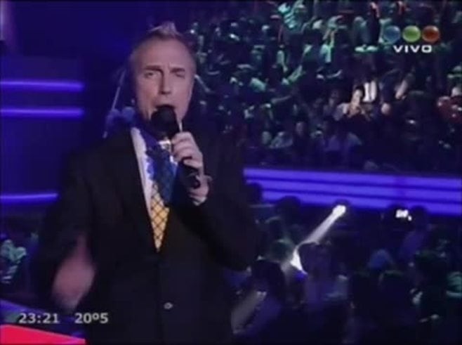 La Voz Argentina: Iván Di Paolo la rompió en el escenario y la Sole lo salvó