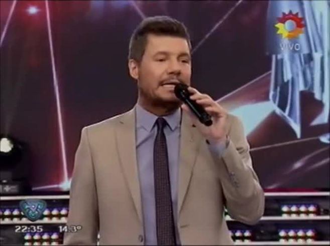 Tinelli se divirtió persiguiendo a las hijas de Cinthia Fernández