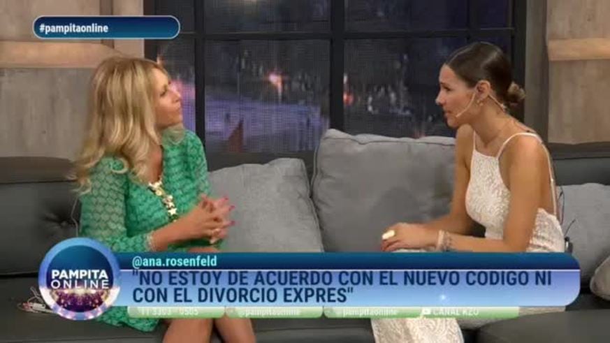 Pampita habló de su divorcio