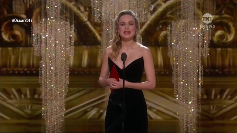 Casey Affleck y Emma Stone se llevaron el Oscar como Mejor Actor y Mejor Actriz protagónico en los Oscar 2017