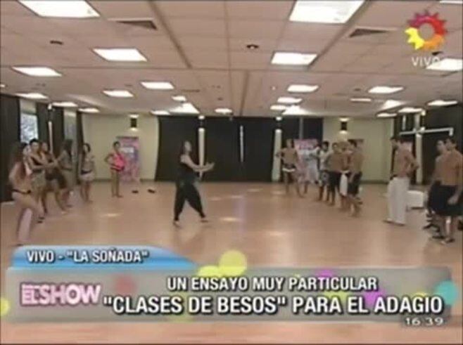 Soñando caliente: insólita pelea en vivo entre bailarina y coach