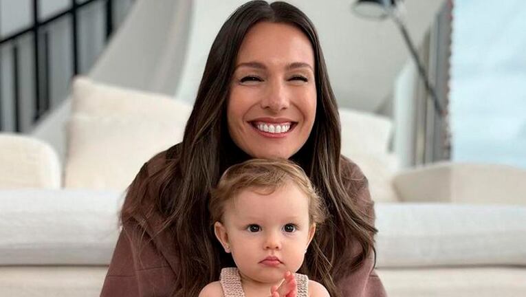 Pampita reveló cómo está quedando el cuarto de su hija Anita