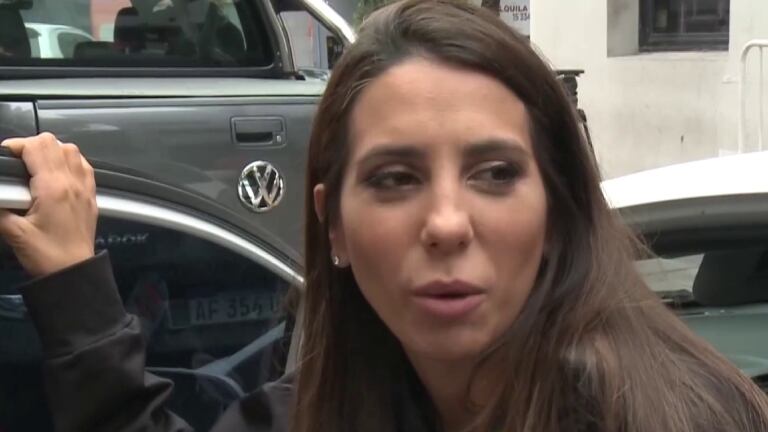 Cinthia Fernández fue agredida en plena calle por un motoquero: "Es un cobarde"