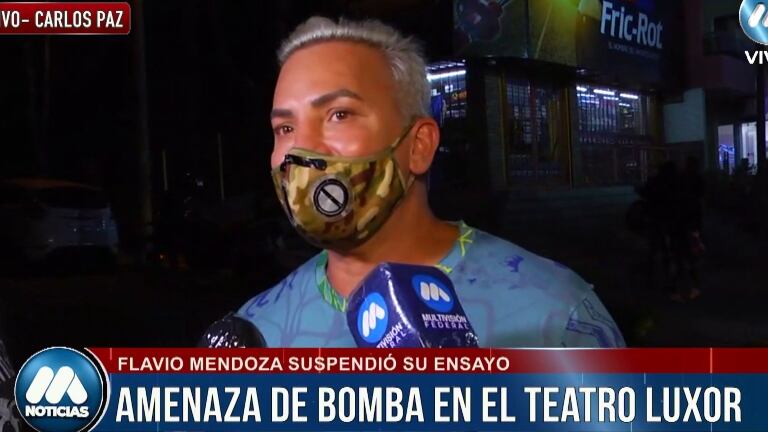 Flavio Mendoza, indignado, tras la amenaza de bomba en el Teatro Luxor: "¿Viste cuando estás a punto de llorar?"