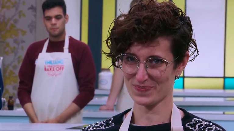 Celeste se conmovió hasta las lágrimas al ser eliminada de Bake Off Argentina 