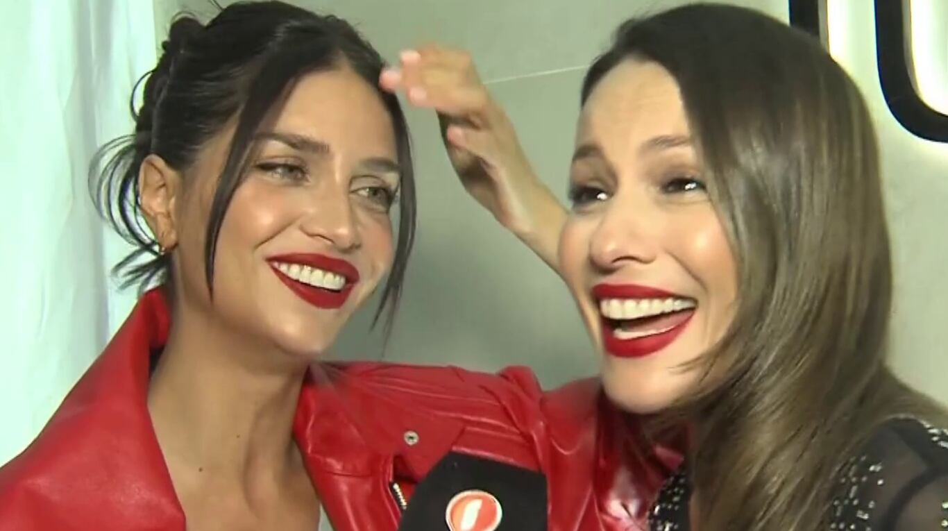 Pampita, divertida frente a Zaira Nara: “Me explota el teléfono de candidatos para ella”