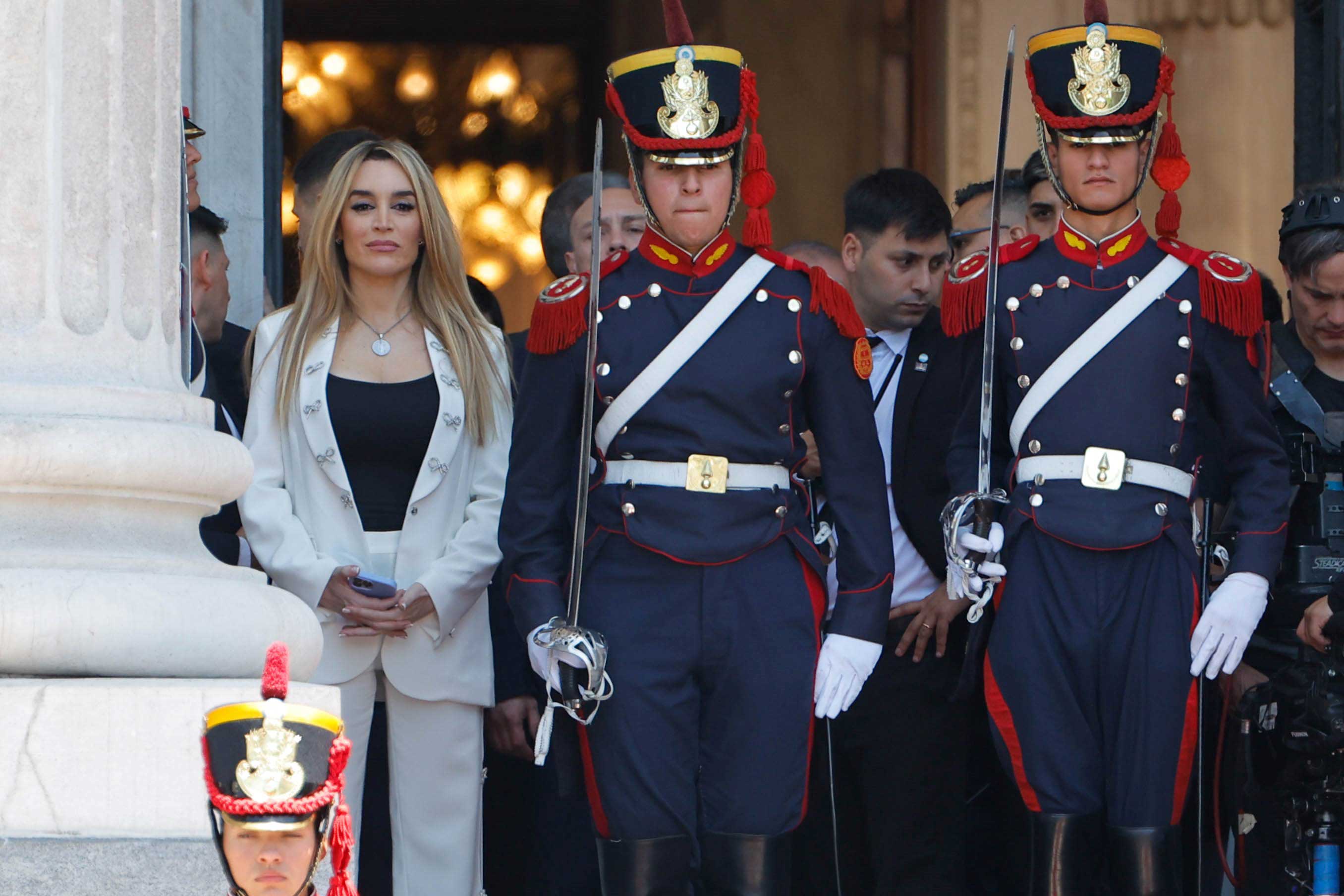 Fátima Florez llegó a la Catedral metropolitana 