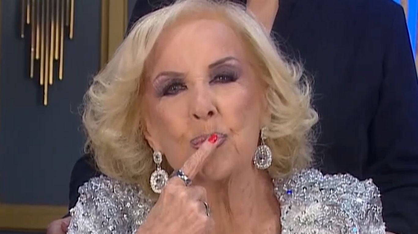 El pícaro guiño de Mirtha Legrand a su público al comienzo de su programa