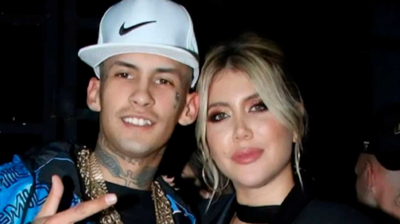 Wanda Nara a los besos con L-Gante en Luján