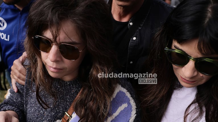 En fotos, el dolor de Dalma y Gianinna al inicio del juicio por la muerte de Diego Maradona