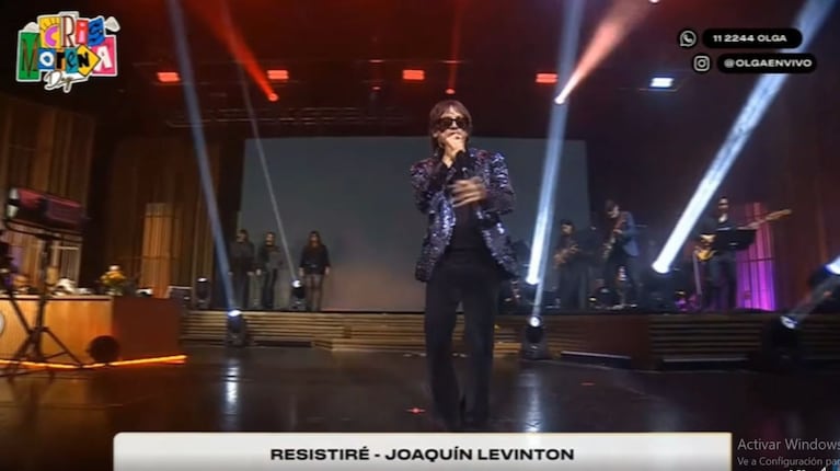 Joaquín Levinton cantó en el Cris Morena Day, se olvidó la letra y lo destrozaron en las redes