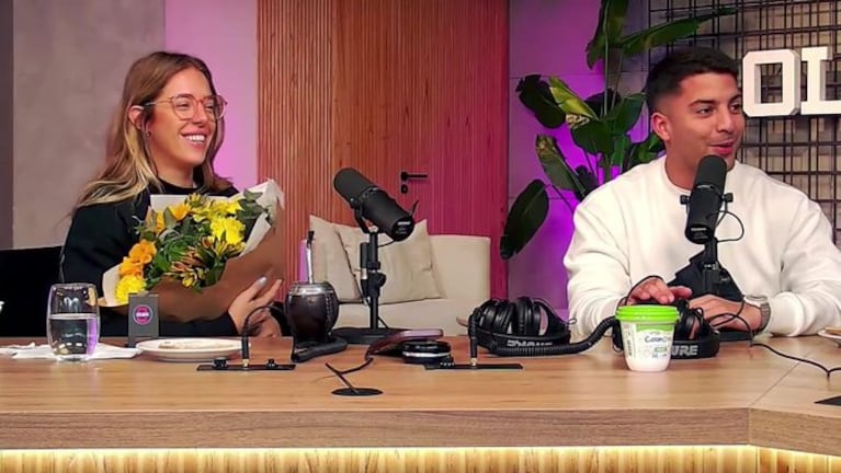 Gastón Edul sorprendió a Nati Jota en vivo con un ramo de flores: el contundente motivo