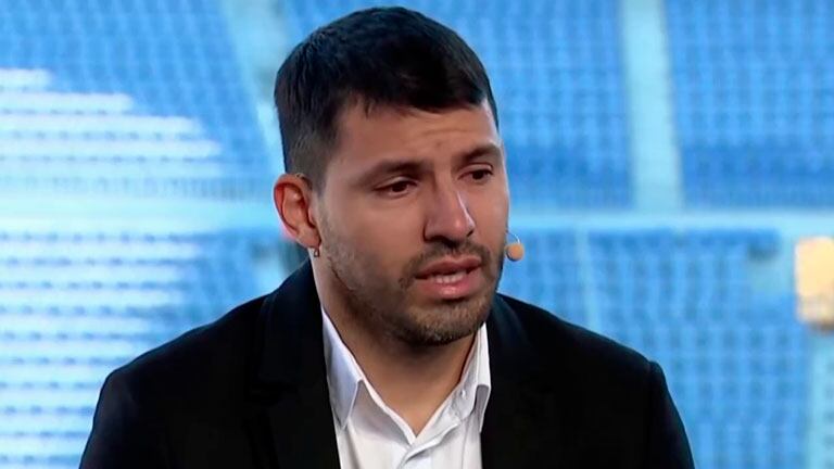 Kun Agüero anunció su retiro del fútbol profesional por sus problemas de salud