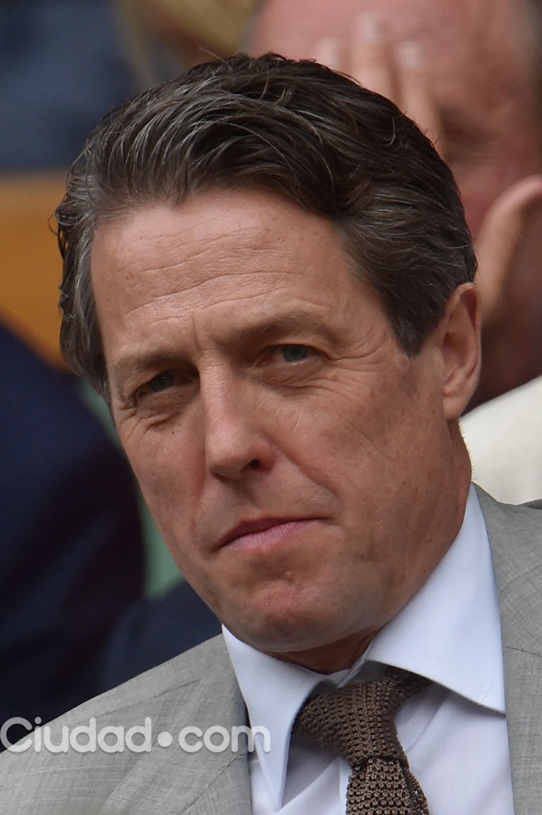 Hugh Grant, ¿maduro sexy, o avejentado y desalineado?   (Foto: AFP - Ciudad.com)