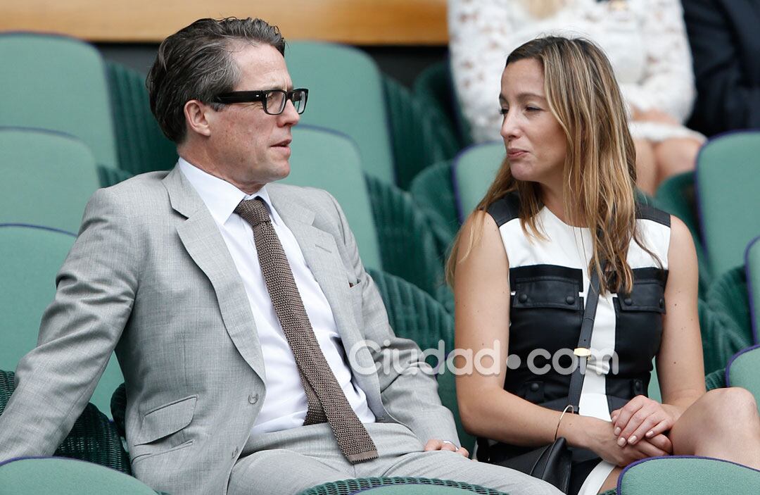 Hugh Grant, ¿maduro sexy, o avejentado y desalineado?   (Foto: AFP - Ciudad.com)