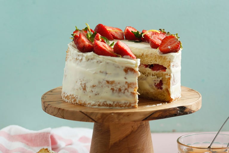 Ideal para el verano y riquísima: torta de frutillas