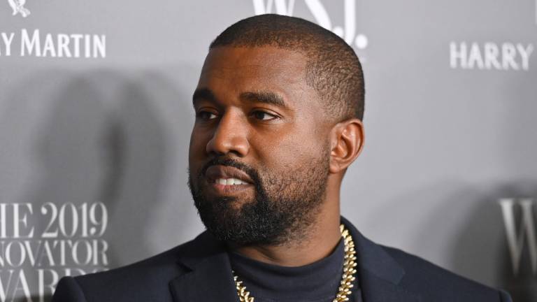 Increíble pero real: Unas zapatillas de Kanye West, a la venta por un millón de dólares