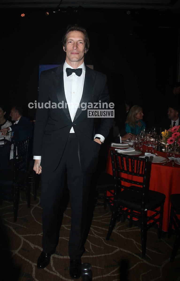 Iván de Pineda en la gala a beneficio del Hospital Austral (Foto: Movilpress).