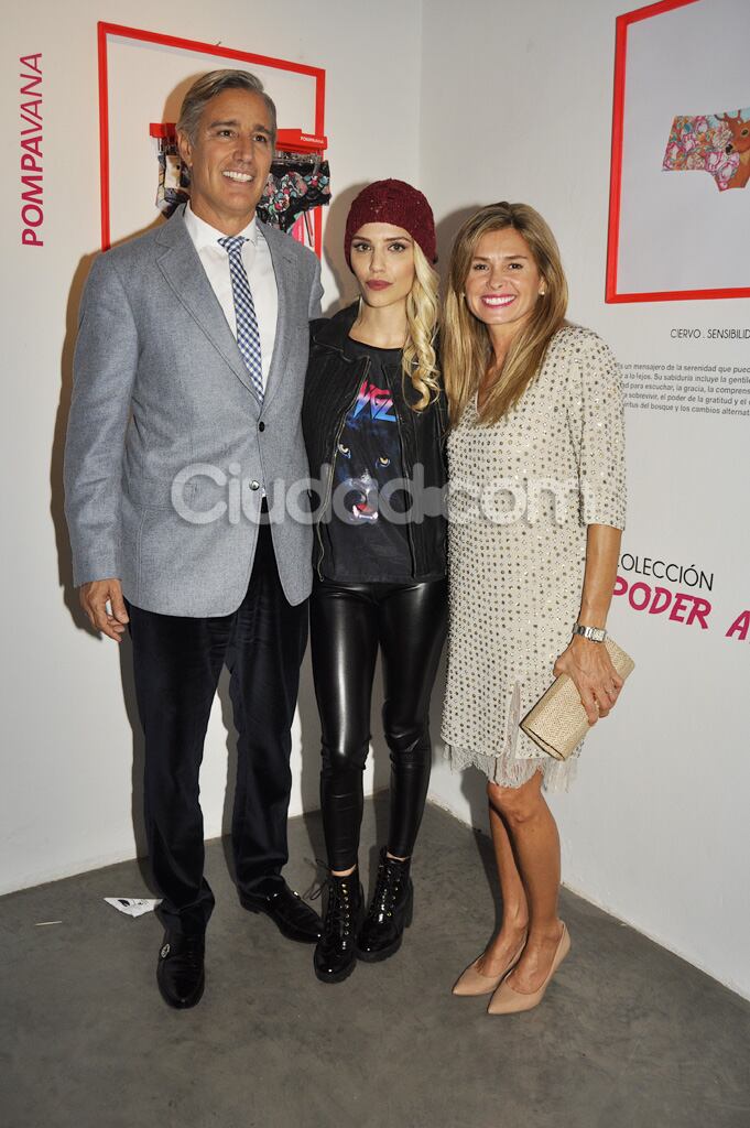 Ivana, su papá y María Laura Leguizamón (Foto: Jennifer Rubio).