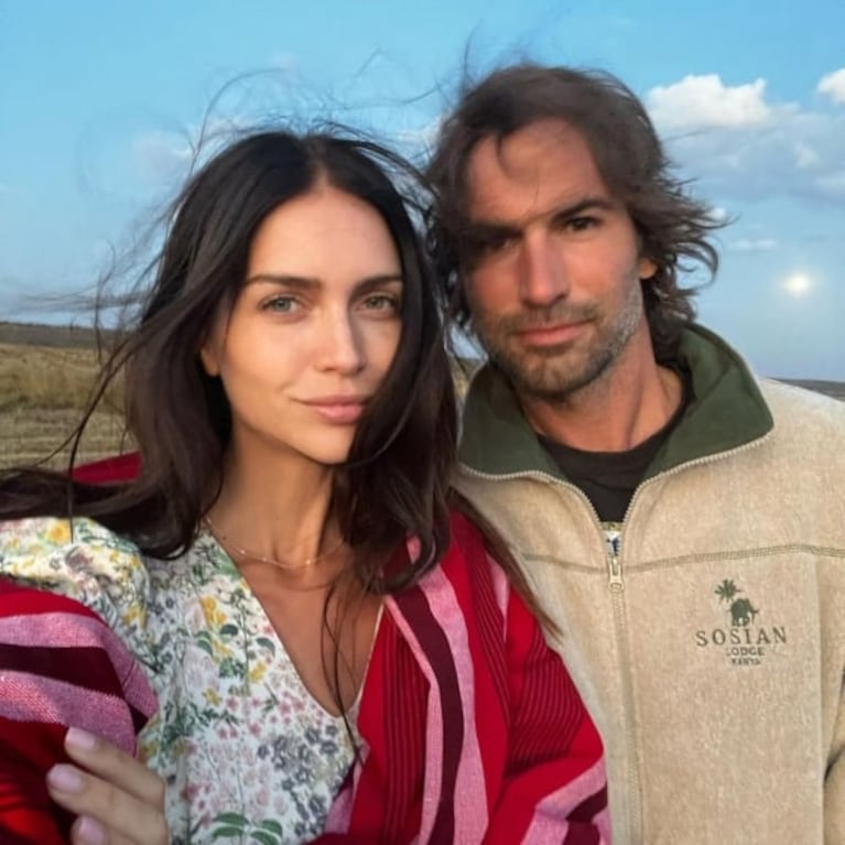 Jakob von Plessen sorprendió a Zaira Nara con un romántico mensaje, con fotos inéditas de su viaje por África