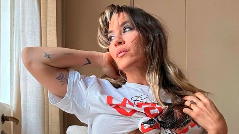 Jimena Barón impactó con una foto de alto voltaje antes de salir de su casa.