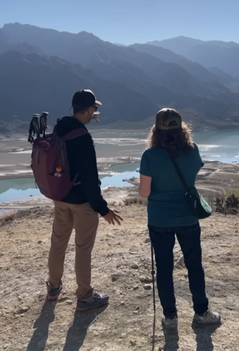 Jimena Barón sorprendió a su mamá con un viaje a Mendoza por su cumpleaños: "Muy felices"