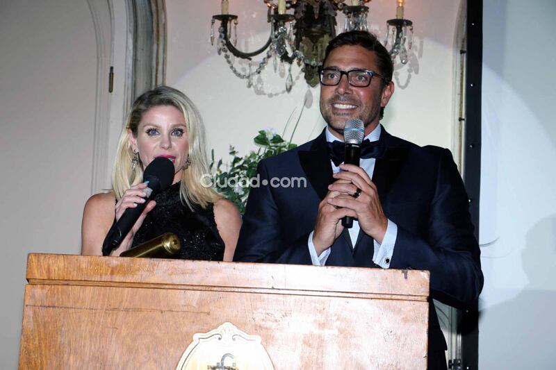 Jimena Cyrulnik y Matías Alé, conductores de la gala. (Foto: Movilpress-Ciudad.com) 