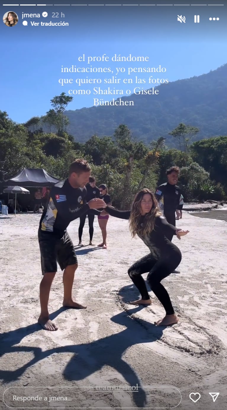 Jimena tomó una clase de surf.