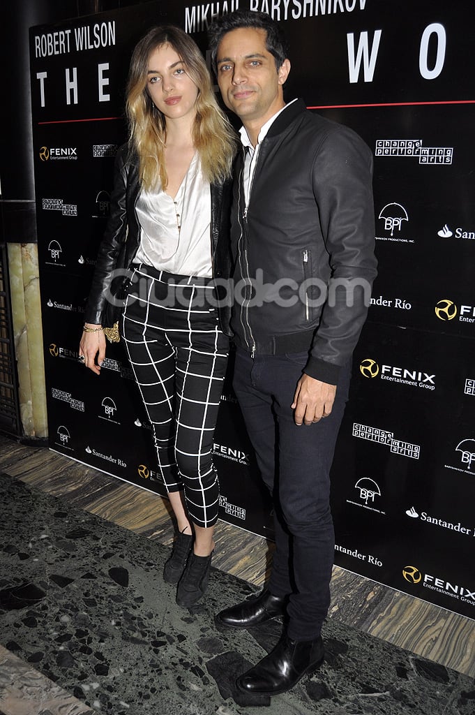 Joaquín Furriel y su novia fueron al teatro Opera. (Foto: Jennifer Rubio-Ciudad.com)