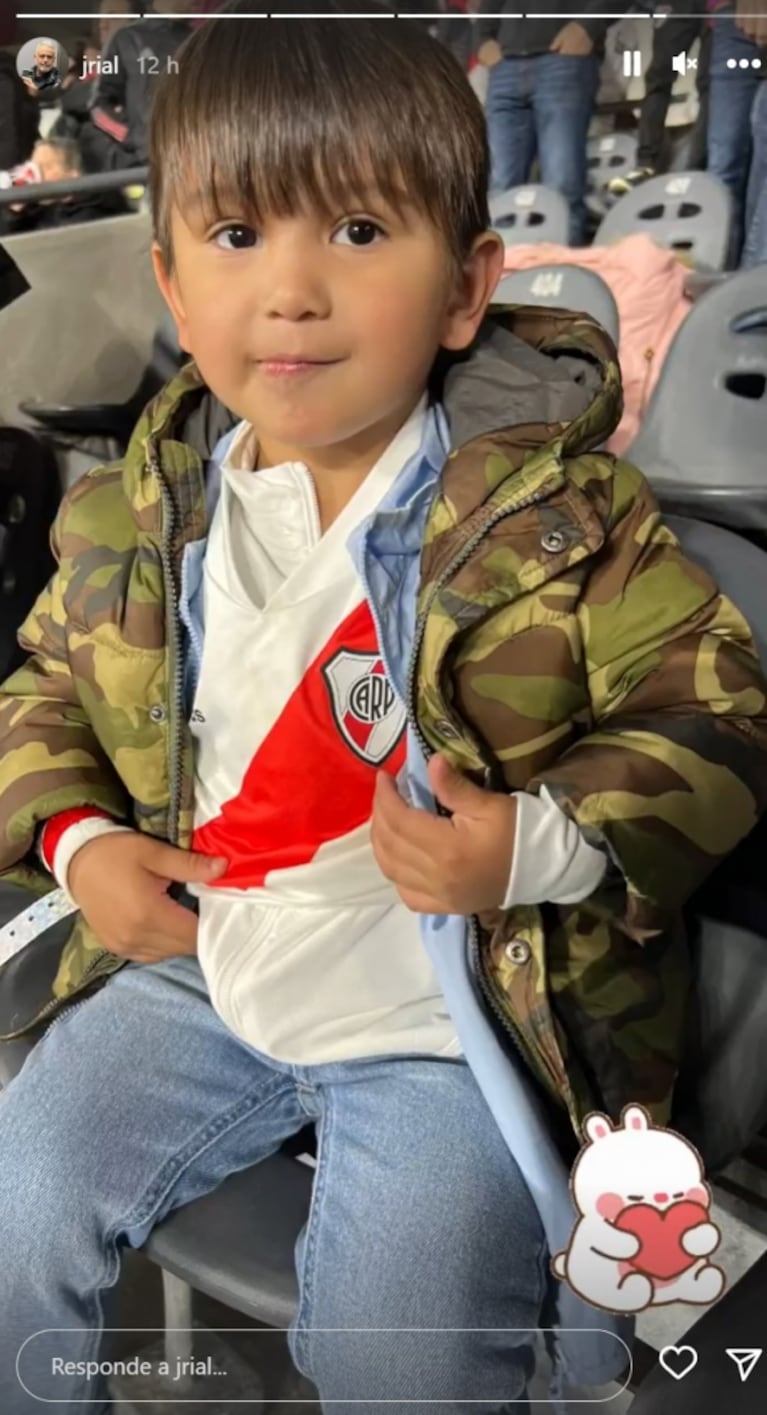 Jorge Rial llevó a su nieto por primera vez a la cancha de River: la tierna reacción de su hija More