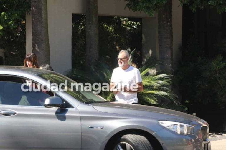 Jorge Rial y Romina Pereiro, enamorados junto a sus hijas: almuerzo en familia