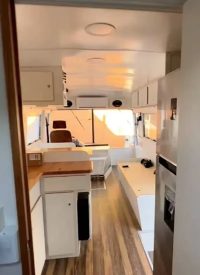 José mostró cómo es por dentro su motorhome. Foto: IG | josebiancook