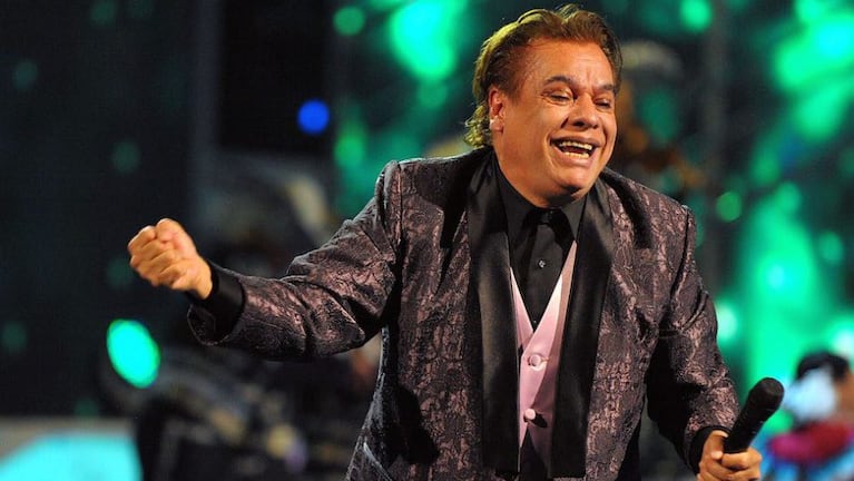 Juan Gabriel: una dura infancia no le impidió alcanzar la fama