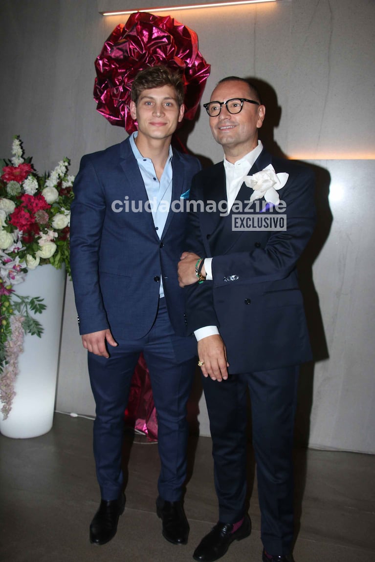 Juan Manuel Ardaiz en el cumpleaños de Fabián Medina Flores (Foto: Movilpress).