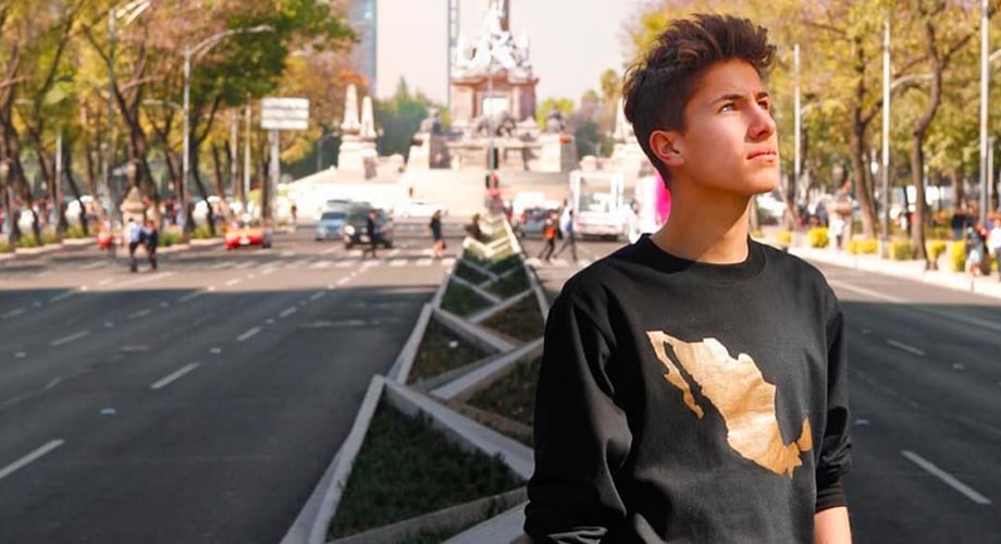 Juanpa Zurita: 18 datos acerca del galán que la rompe en Internet