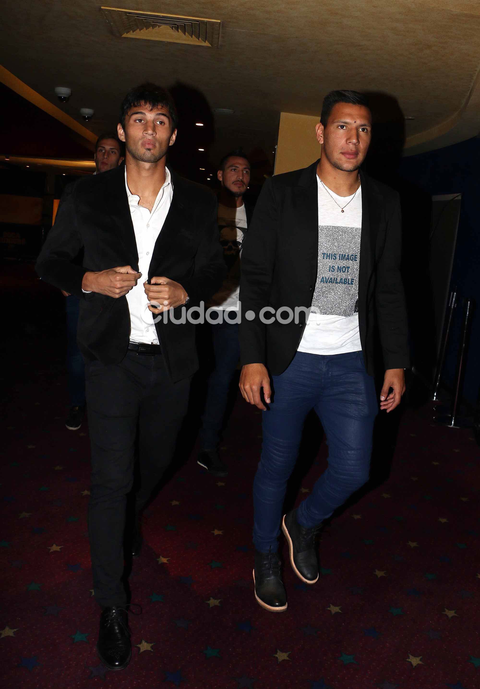 Jugadores, ídolos e hinchas famosos en el estreno de la peli de Boca (Fotos: Movilpress)